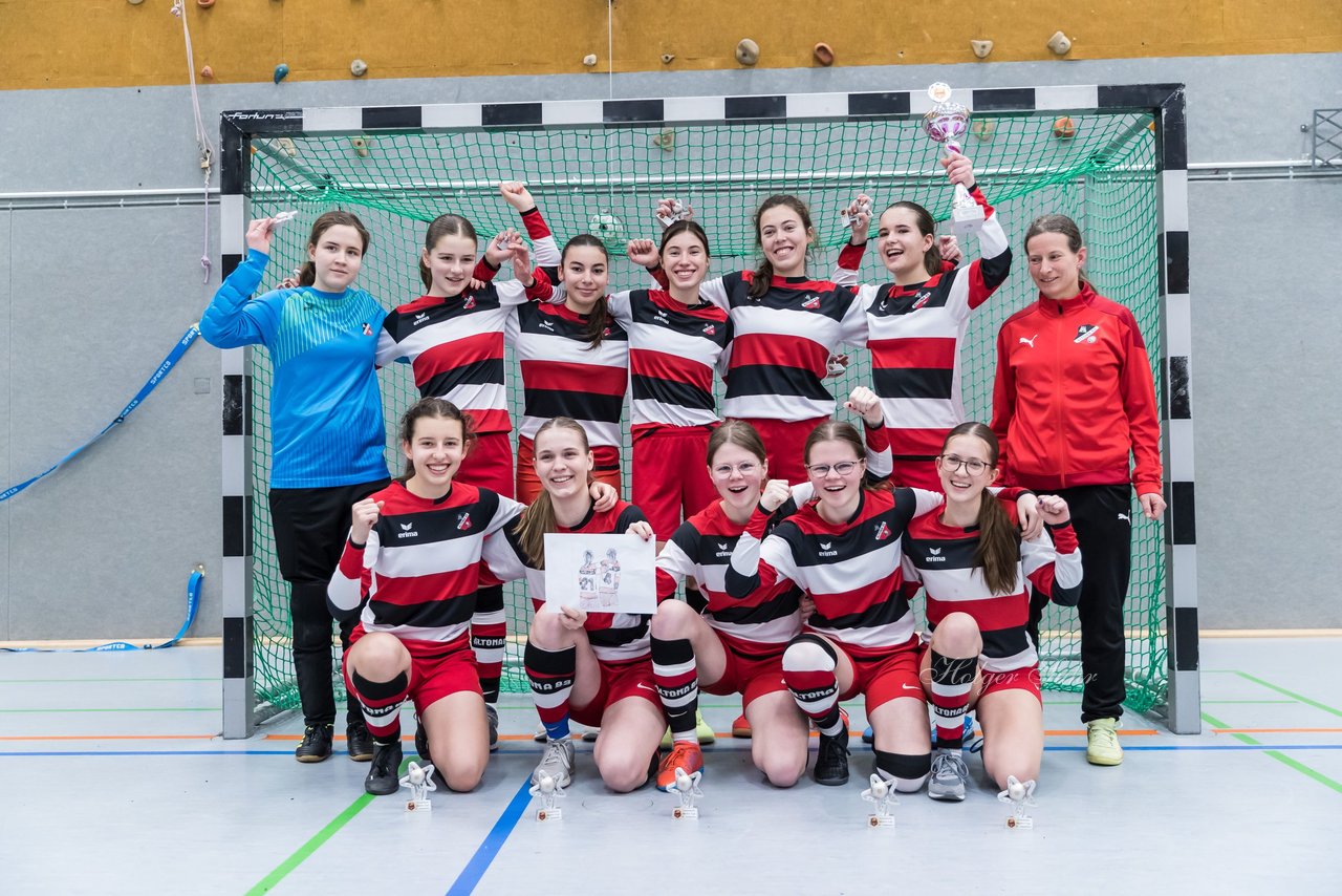 Bild 112 - B2 Loewinnen Cup